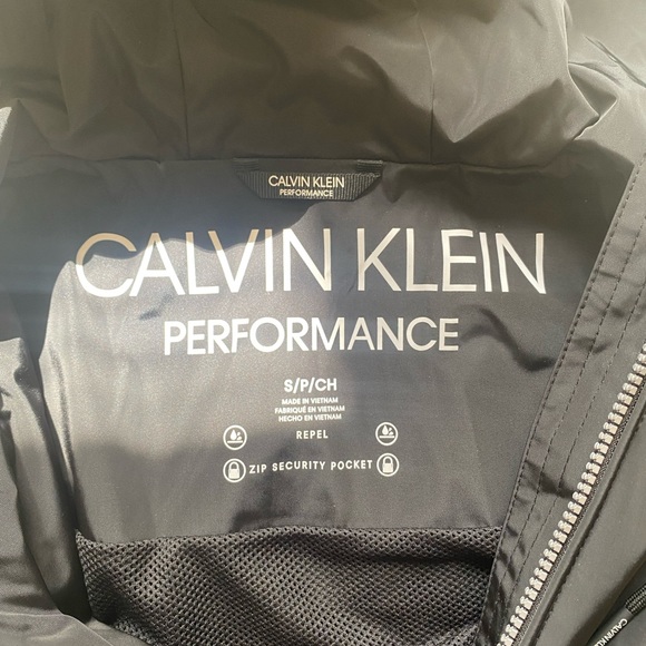 CK windbreaker rain jacket - Picture 4 of 4